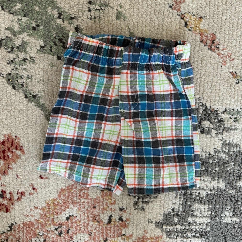 Vintage WEEPLAY Y2K Baby Boy Plaid Shorts size 12 months 
Excellent condition
